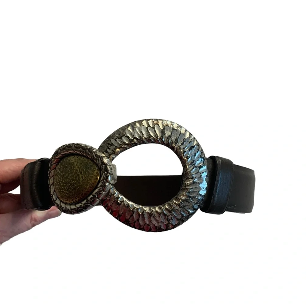 Chicos Brown Leather Adjustable Belt with Hammered Metal Hardware Size S…